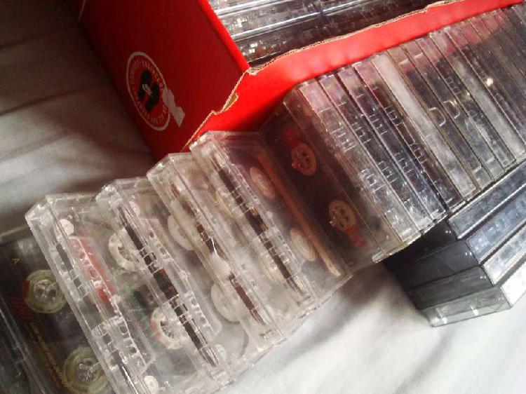 Lote de cassettes usados