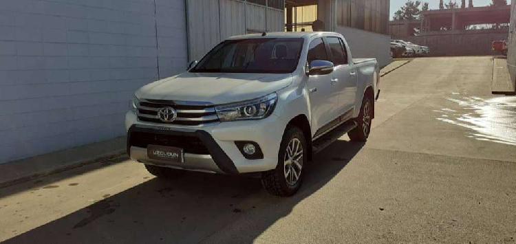 TOYOTA HILUX SRX 4X4 2.8 TDI 6AT