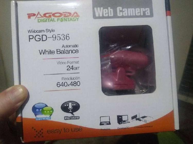 Web Cam Pagoda Nueva 24 Bit con Micrófono