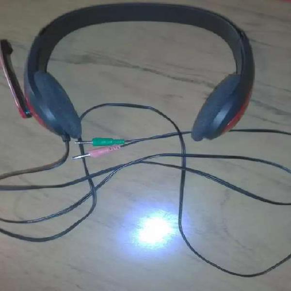 Auriculares c micrófonos Noga