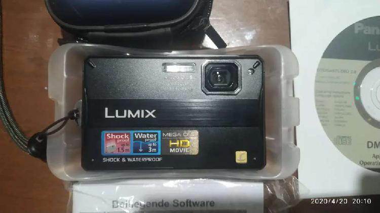 Camara Fotográfica Lumix 14MP