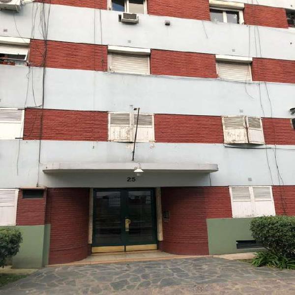 DEPTO 3 AMB FLORESTA EN VENTA