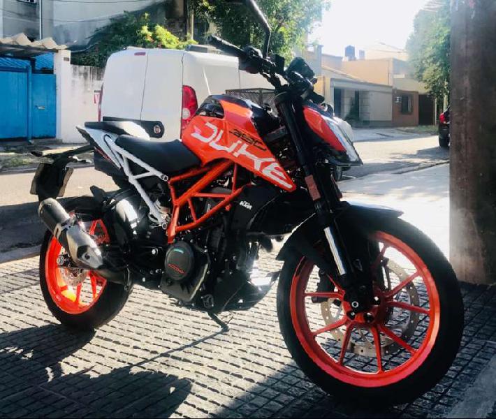 KTM Duke 390 como nueva