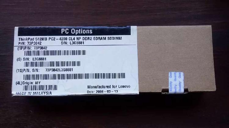 Lenovo ThinkPad 512mb PC2 -CL4 4200 (73P3842) NP DDR2