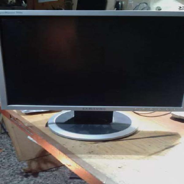 MONITOR LCD REPUEST