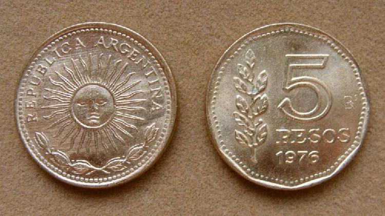 Monedas de 5 pesos Argentina 1976 - 1977