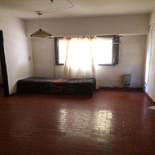 OPORTUNIDAD UNICA !! - DEPTO 1 AMB INTERNO - ZONA ALDREY -