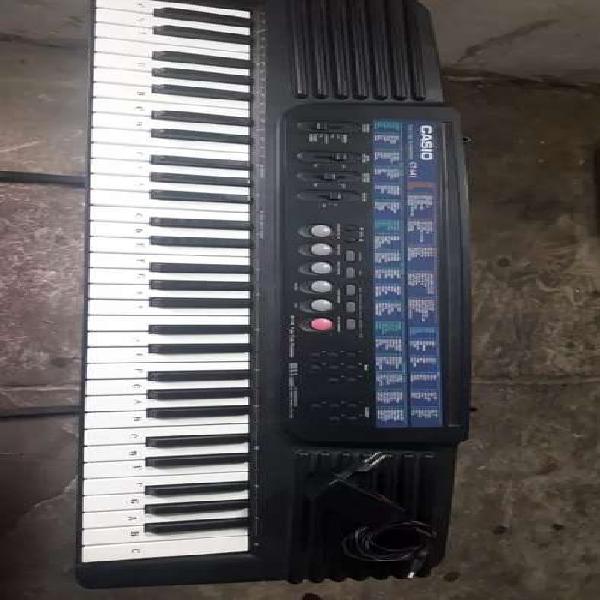 Teclado casio