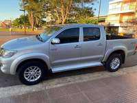 Toyota Hilux Srv 4x2 cuero 48500 kms. Única