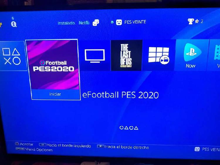 Vendo PS4 impecable con varios juegos