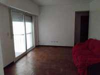 Departamento De 3 Ambientes Con Cochera En Recoleta - U$S