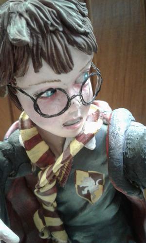 Escultura De Harry Potter En Epoxi Figura Única