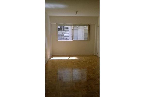 Montevideo Entre Lavalle Y Tucuman - Departamento en Venta