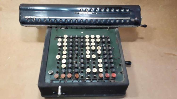 Calculadora Mecánica Antigua Monroe