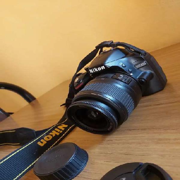 Camara Nikon Reflex D3200 + Lente Kit VR 18-55 + ACCESORIOS,