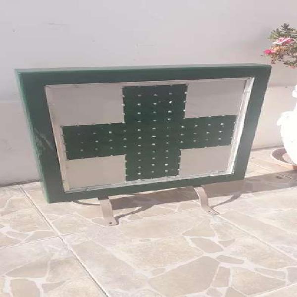 Cruz verde, cartel de farmacia