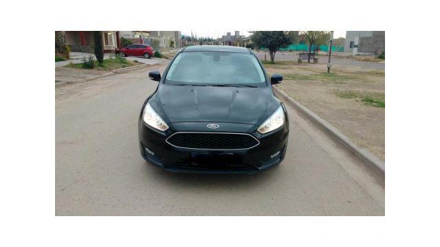 FORD FOCUS 2016 - 25000 KM