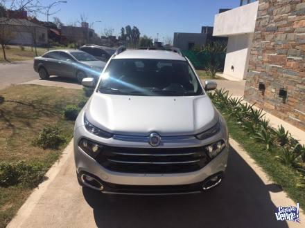 Fiat Toro Freedom 4x4 Pack Seguridad