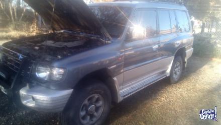 MITSUBISHI Montero año 2000 turbo diesel full full