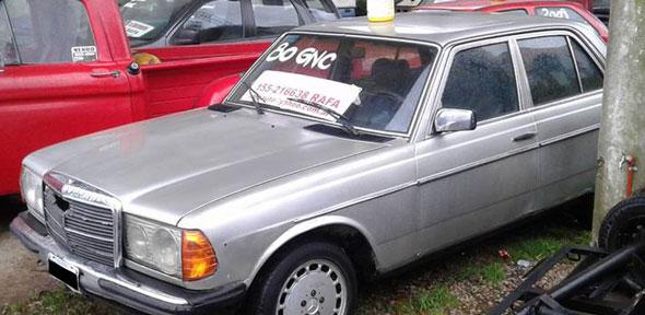 Mercedes Benz 230 E