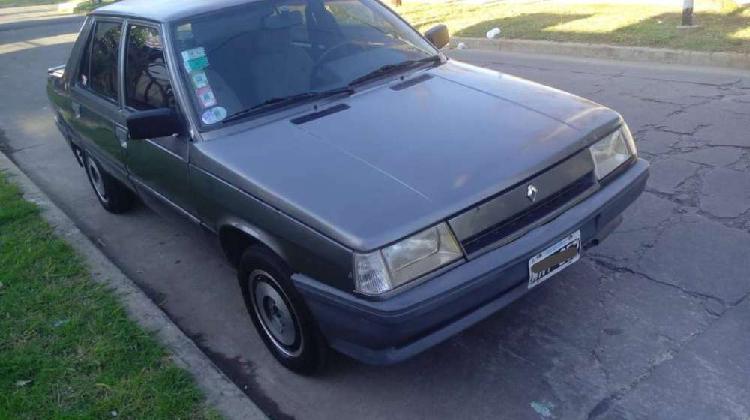 Renault 9 1.6 gnc