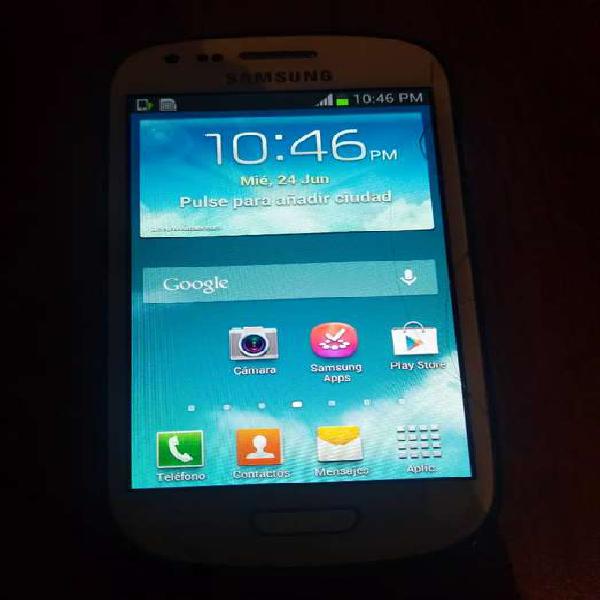 Samsung Galaxy s3 mini libre con detalle