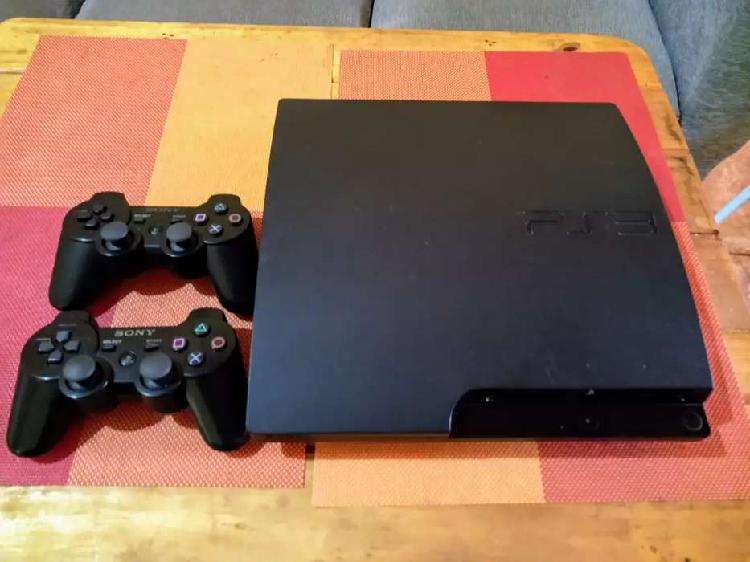 Sony PS3 Slim 320gb con dos controles