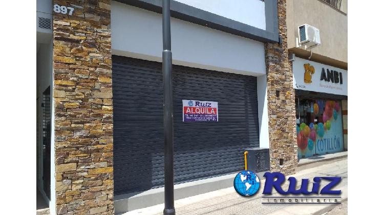 Ruiz inmobiliaria alquila local en calle Godoy Cruz de San