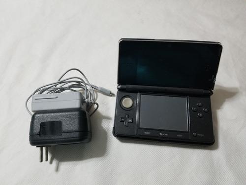 Nintendo 3ds + 8 Juegos