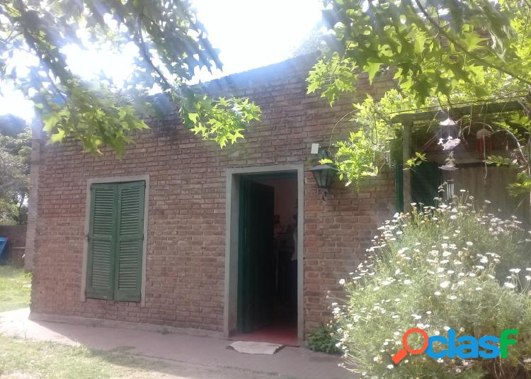 CASA EN VENTA - APTA CREDITO BANCARIO - POSEE PLANOS Y