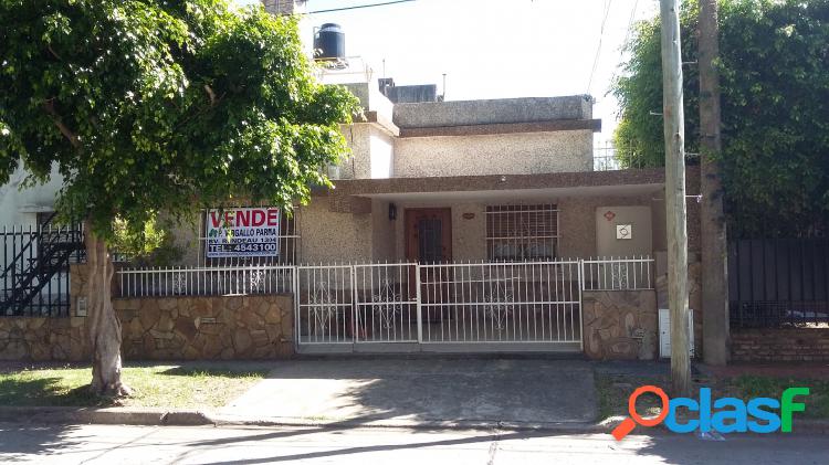 CASA EN VENTA, MUY BUENA ZONA