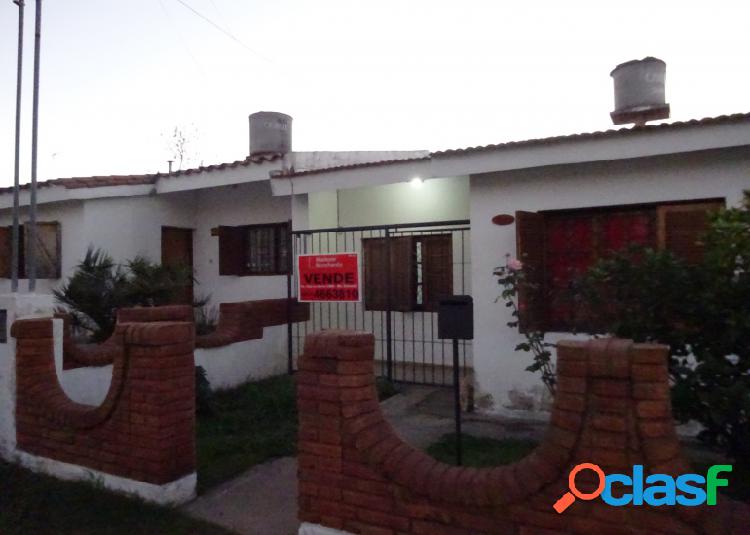 Casa para la venta a metros de Avenida Don Bosco.