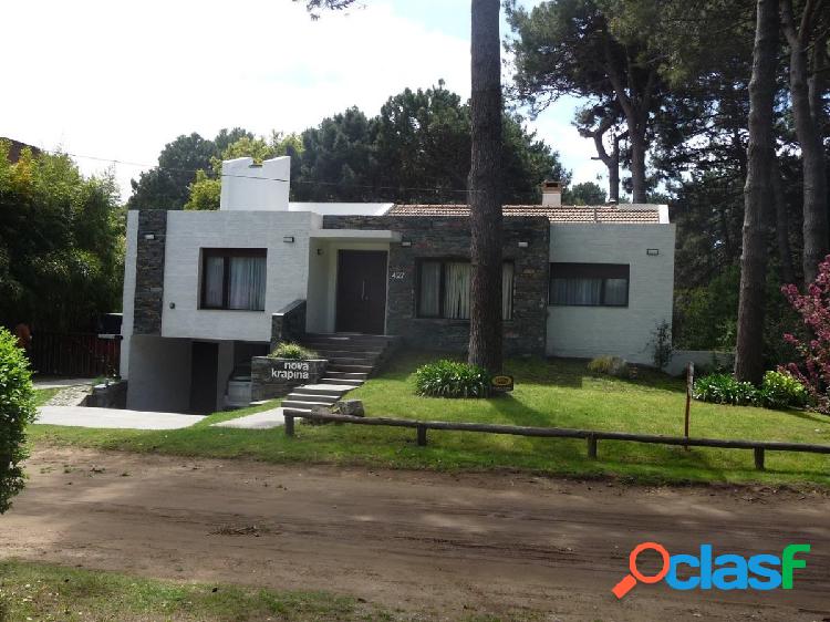 Chalet En Pinamar Zona Golf Alquiler Verano 2020