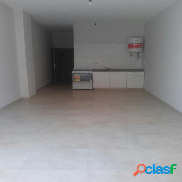 DEPARTAMENTO MONOAMBIENTE EN VENTA. BARRIO SUR