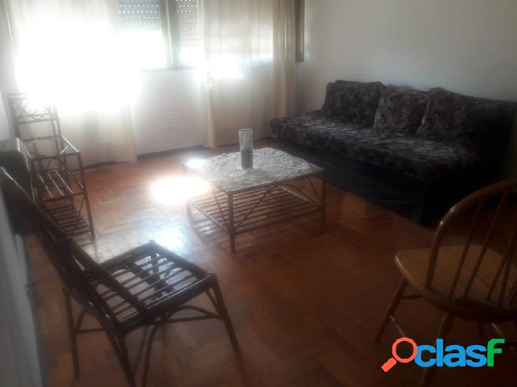 Departamento céntrico a la venta con vista a la montaña