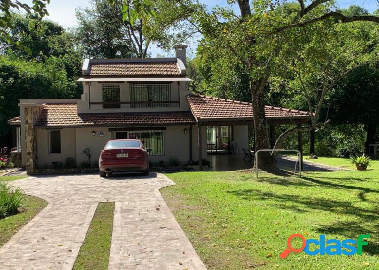 INCREÍBLE CASA EN CASTELLANOS SAN LORENZO