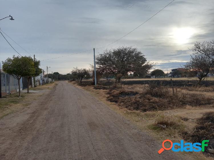 Lote en Malvinas Argentinas