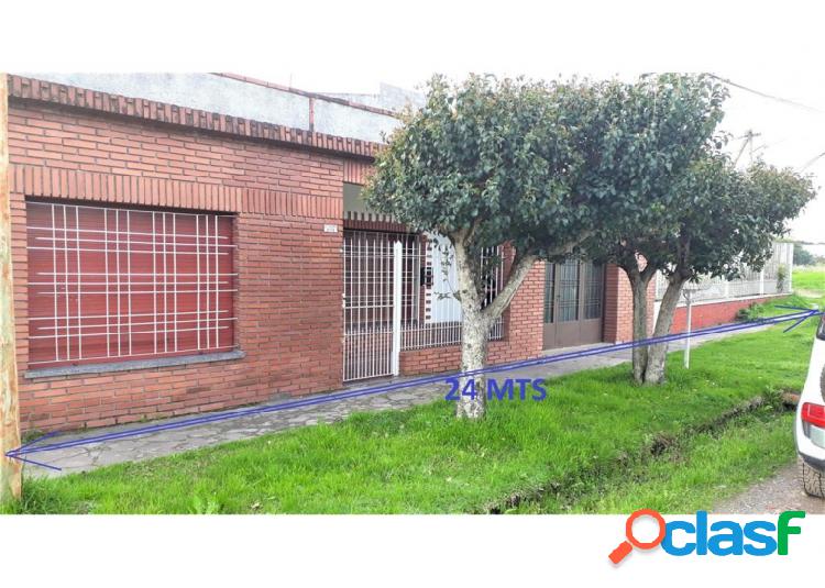 OPORTUNIDAD!! CHALET C JARDIN EN INMEJORABLE ZONA A MTS DE