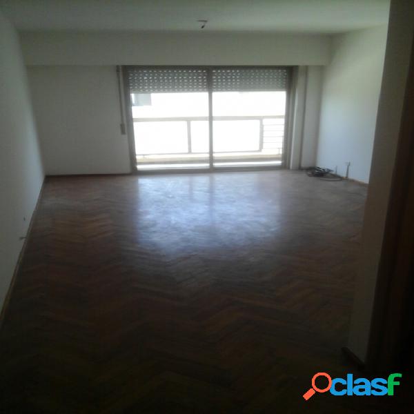 SE VENDE DEPARTAMENTO ESPA?A 326 8°D