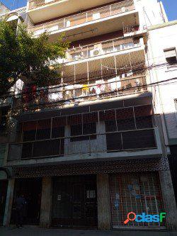 VENTA 4 AMBIENTES CON BALCON.SARMIENTO 3000