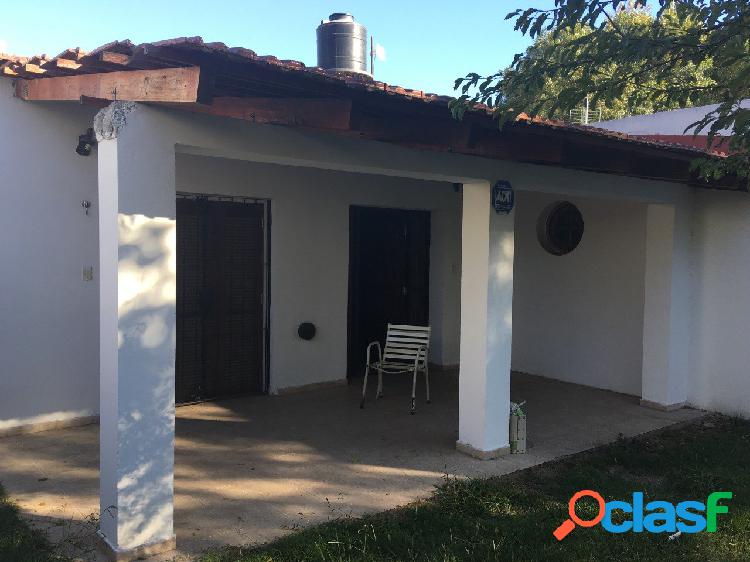 VENTA CASA DE 2 DORMITORIOS EN RIO CEBALLOS, BARRIO PARQUE