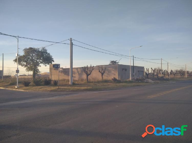 VENTA LOTES EN PEREZ - 320m2 ZONA COMERCIAL DE AVENIDA TODOS