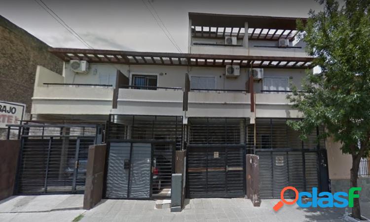 Vendo Duplex 3 dorm. con cochera Zona Centro!