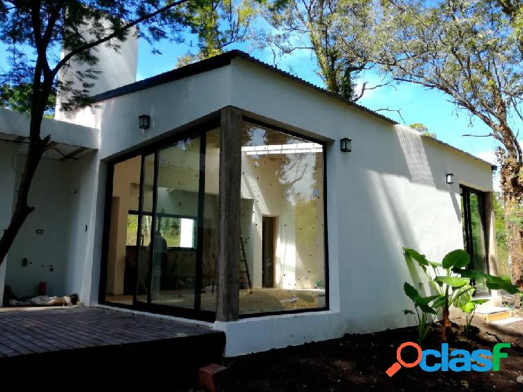 Venta casa en Bosque Peralta Ramos de 3 ambientes.