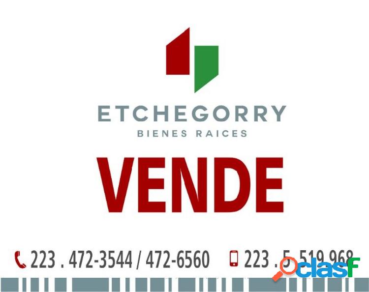 LOCAL COMERCIAL A MTS DE AVENIDA COLON