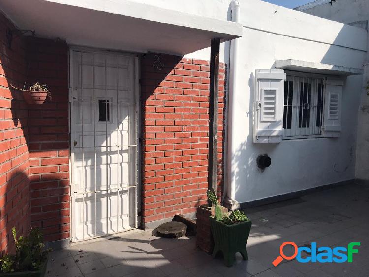 VENTA PH 2 AMBIENTES CON PATIO