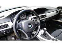 Vendo BMW 325 i.