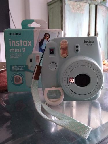 Camara Instax Mini 9 Color Celeste Pastel