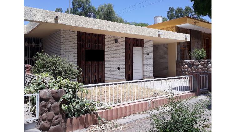 Casa en venta Barrio Supe - Godoy Cruz - Particular