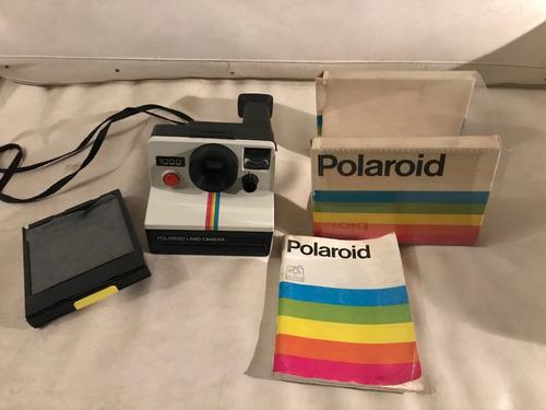 Cámara Instantánea Polaroid 1000 + Manual + Estuche
